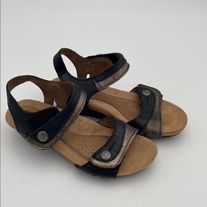 Cobb hill Black Tan leather Sandals women 5.5 wedge casual vacation office Y2K